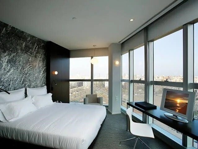 Отель The Gates Hotel Barcelona 4*